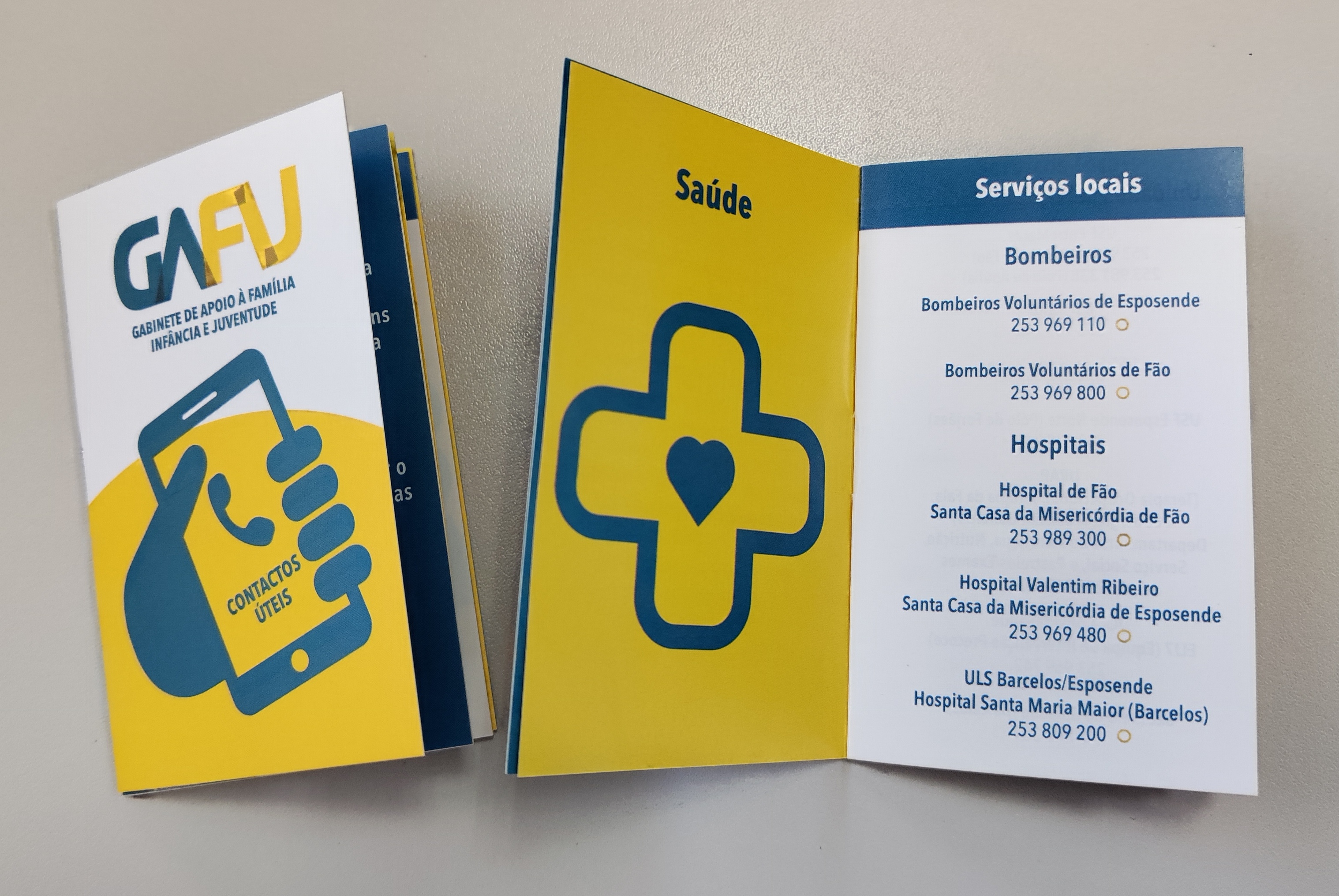 Imagem do recurso Livro de contactos úteis distribuído aos alunos do concelho de Esposende